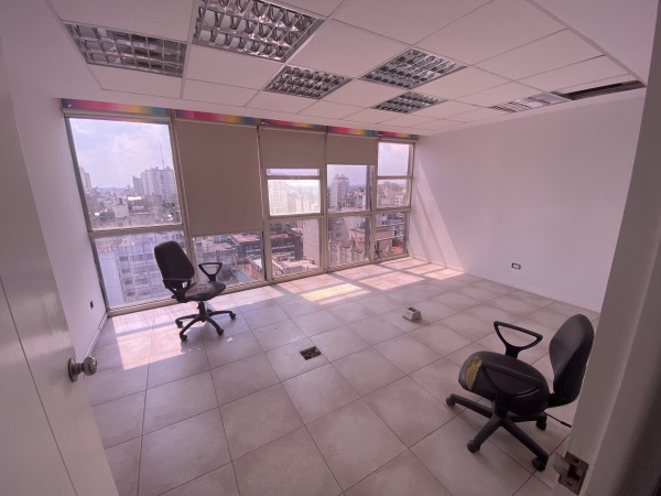 Santa Fe 1211 Piso 13